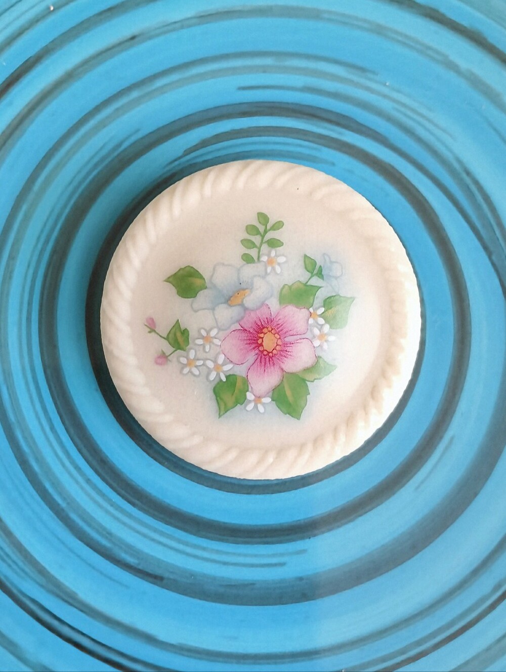 Vintage Avon Hand-painted Glazed Floral Braided Brooch (1 1/2" x 1 1/2")
